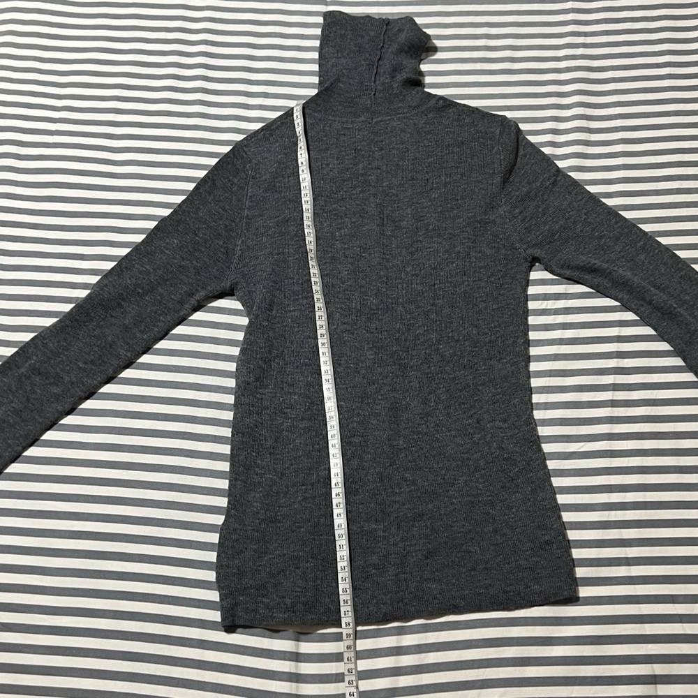 Turtle neck shirt; dark gray